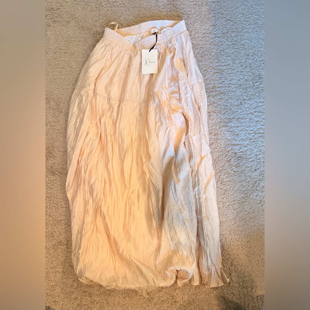 NWT Cream Smocked Crop Top and Maxi Skirt Set - Picture 5 of 8